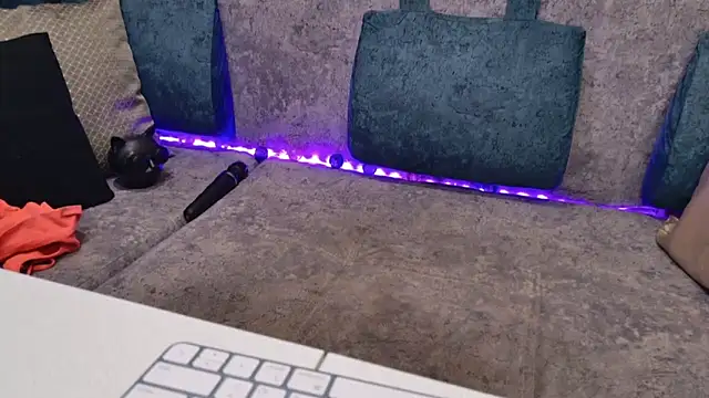 blackcat142 online show from November 2025 10:30:02 AM