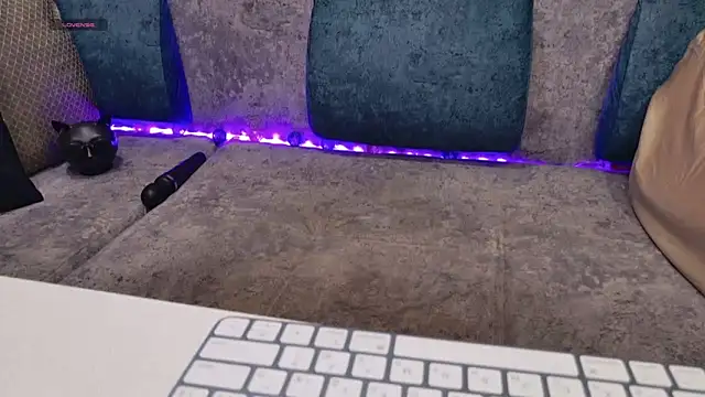 blackcat142 online show from November 2025 09:47:01 AM