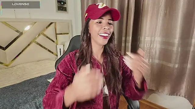 carolineamber  online show from March 2026 03:53:02 AM