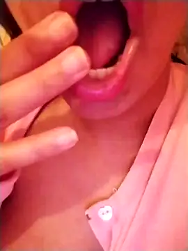 Snapshot of SosoDaloaa chatting on February 2025 07:05:02 PM SosoDaloaa online show from February 2025 07:05:02 PM