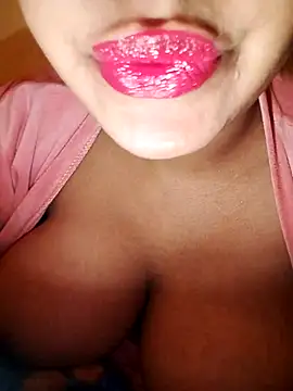 Snapshot of SosoDaloaa chatting on March 2025 01:29:01 PM SosoDaloaa online show from March 2025 01:29:01 PM