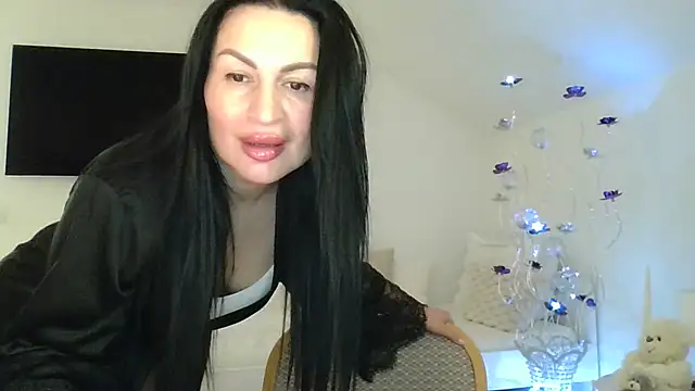 Snapshot of Helena7077 chatting on December 2024 11:10:02 PM Helena7077 online show from December 2024 11:10:02 PM