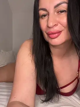Helena7077 online show from May 2026 10:30:02 PM