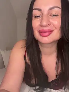 Helena7077 online show from February 2026 11:45:01 PM