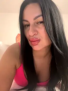 Helena7077 online show from November 2025 10:47:02 PM