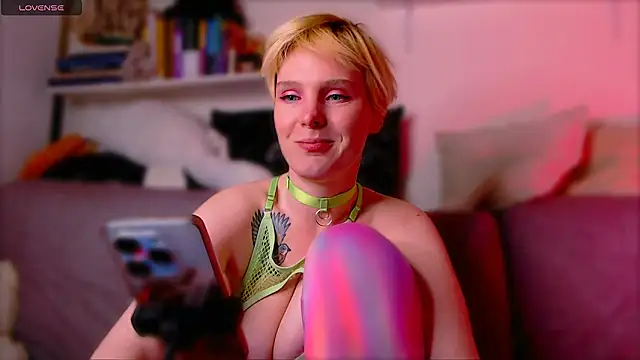 Snapshot of MissSeverina chatting on October 2025 03:53:01 PM MissSeverina online show from October 2025 03:53:01 PM