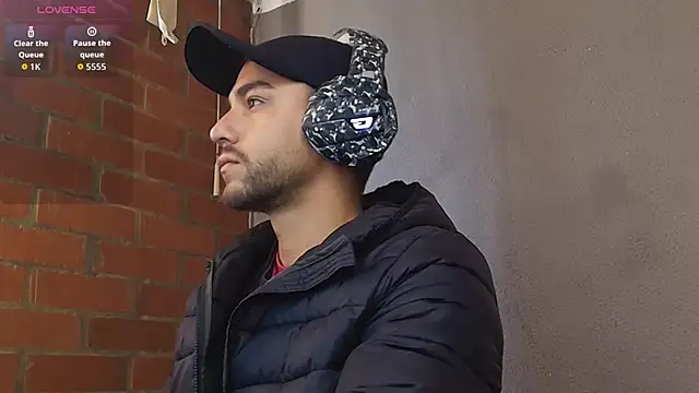 Leandro valenzuela online show from March 2026 12:26:01 PM