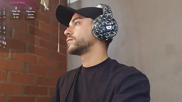 Leandro valenzuela online show from March 2026 12:38:01 PM