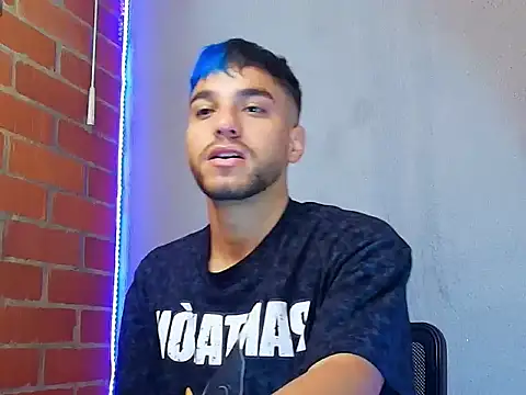 Leandro valenzuela online show from November 2025 04:10:05 PM