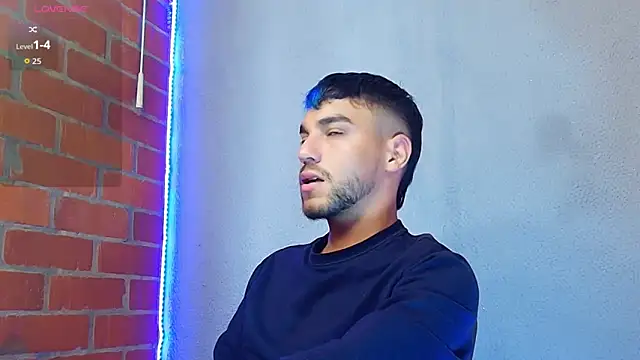 Leandro valenzuela online show from November 2025 07:06:01 PM