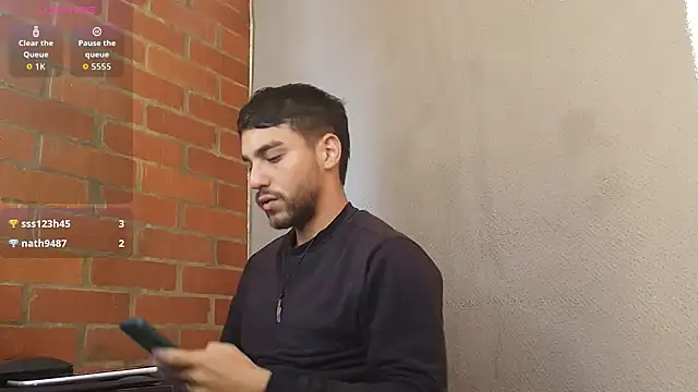 Snapshot of Leandro_valenzuela chatting on May 2026 05:32:01 PM Leandro valenzuela online show from May 2026 05:32:01 PM
