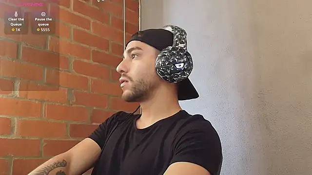 Leandro valenzuela online show from March 2026 06:30:02 PM