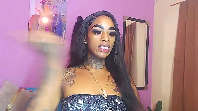 Snapshot of badgirls_cx chatting on November 2025 06:12:01 PM badgirls cx online show from November 2025 06:12:01 PM