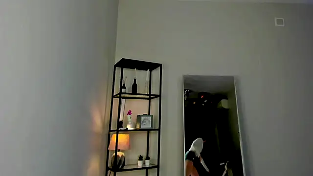 Snapshot of elfinvibes chatting on October 2025 06:34:01 AM elfinvibes online show from October 2025 06:34:01 AM