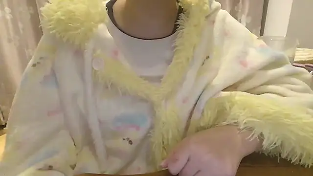 Snapshot of arena1357 chatting on November 2025 02:07:02 PM arena1357 online show from November 2025 02:07:02 PM