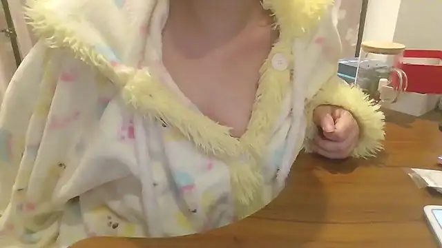 Snapshot of arena1357 chatting on November 2025 01:33:02 PM arena1357 online show from November 2025 01:33:02 PM