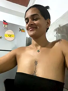 Snapshot of Biancasantillana chatting on October 2025 11:36:01 PM Biancasantillana online show from October 2025 11:36:01 PM