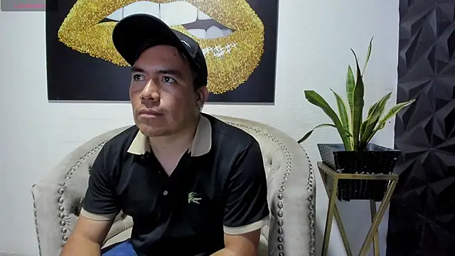 Jhonatan Morales S online show from October 2025 11:29:02 PM