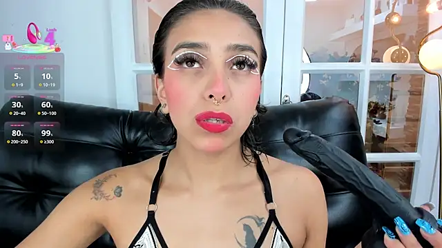 Snapshot of miss_collins chatting on March 2025 09:00:02 PM miss collins online show from March 2025 09:00:02 PM