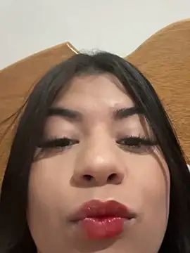 Jhullyfonseca online show from October 2025 02:59:02 AM