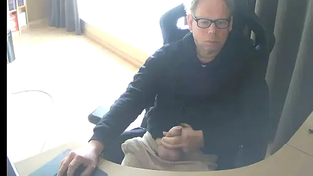 kinkyslet8 online show from March 2026 10:17:01 AM