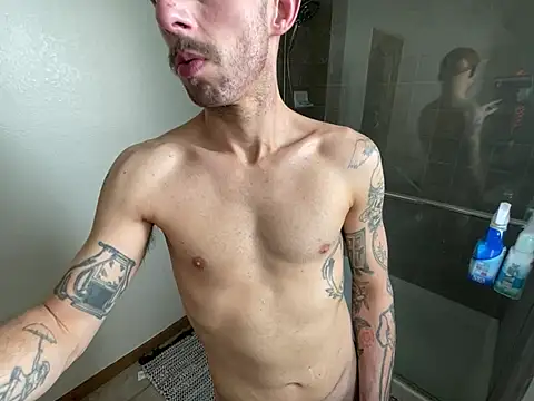 Snapshot of RuffClvb chatting on February 2025 07:13:01 PM RuffClvb online show from February 2025 07:13:01 PM