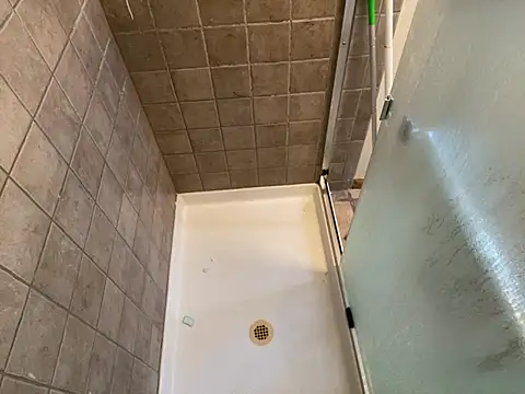 Snapshot of RuffClvb chatting on January 2025 03:28:01 PM RuffClvb online show from January 2025 03:28:01 PM