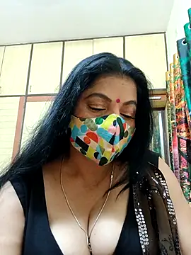Snapshot of Ratna-777 chatting on September 2025 04:58:01 PM Ratna-777 online show from September 2025 04:58:01 PM