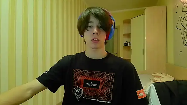 Snapshot of gayGamogey chatting on March 2025 07:06:02 PM gayGamogey online show from March 2025 07:06:02 PM