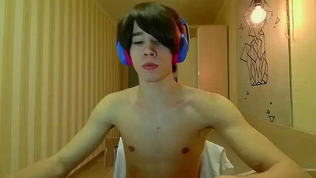 Snapshot of gayGamogey chatting on March 2025 06:34:01 PM gayGamogey online show from March 2025 06:34:01 PM