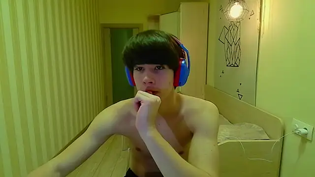 Snapshot of gayGamogey chatting on November 2025 01:11:01 PM gayGamogey online show from November 2025 01:11:01 PM