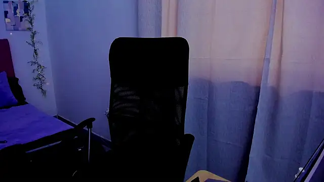 Charlee pink online show from September 2025 07:42:02 PM