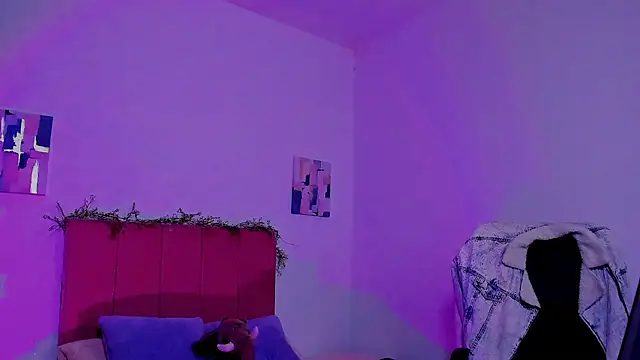 Charlee pink online show from October 2025 02:01:02 AM