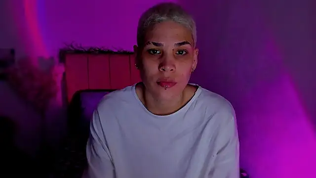 Charlee pink online show from February 2026 04:36:01 AM