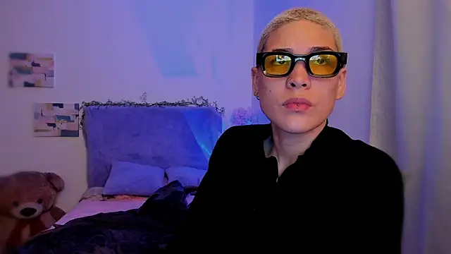 Charlee pink online show from January 2026 09:21:02 PM