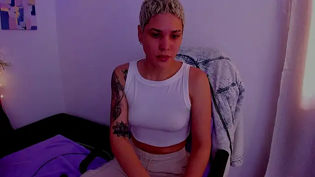 Charlee pink online show from October 2025 04:53:01 PM
