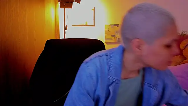 Charlee pink online show from March 2026 03:36:02 PM