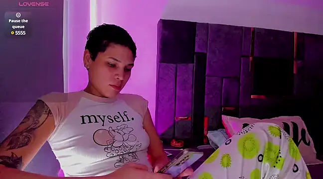 Charlee pink online show from March 2025 04:40:02 PM