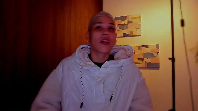 Charlee pink online show from March 2026 07:01:02 AM