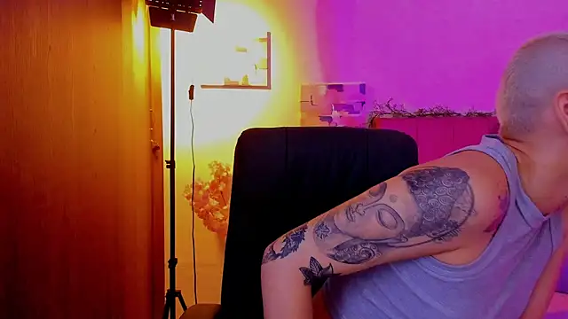 Charlee pink online show from March 2026 03:24:02 PM