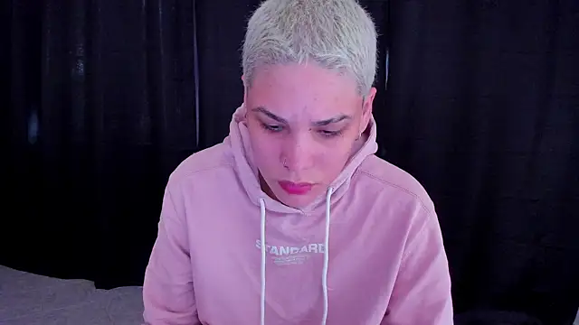 Charlee pink online show from September 2025 06:07:02 PM