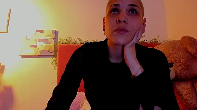 Charlee pink online show from March 2026 11:40:02 PM