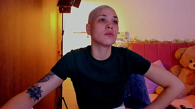 Charlee pink online show from March 2026 08:24:02 PM