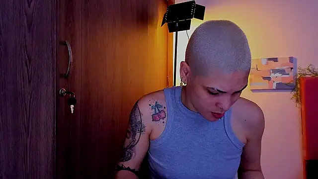 Charlee pink online show from March 2026 06:42:02 PM