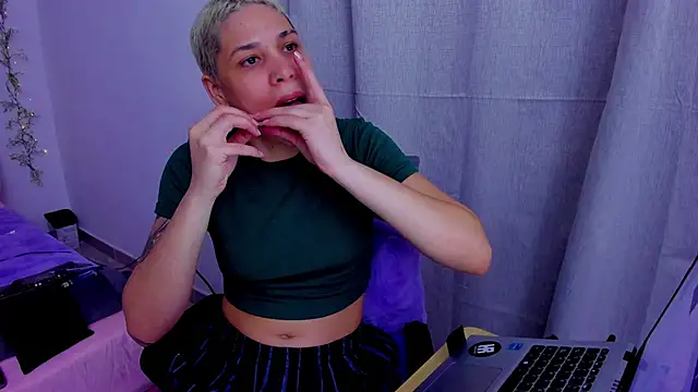 Charlee pink online show from September 2025 01:01:02 AM