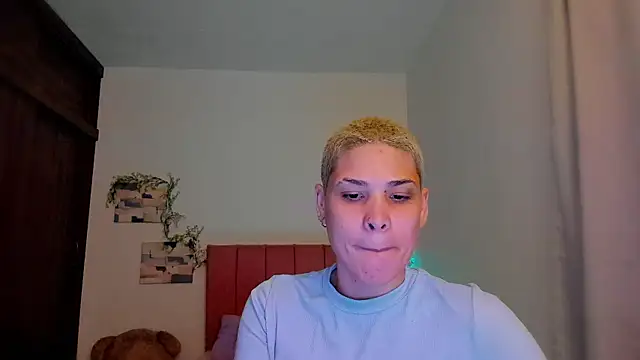 Charlee pink online show from January 2026 10:24:01 PM