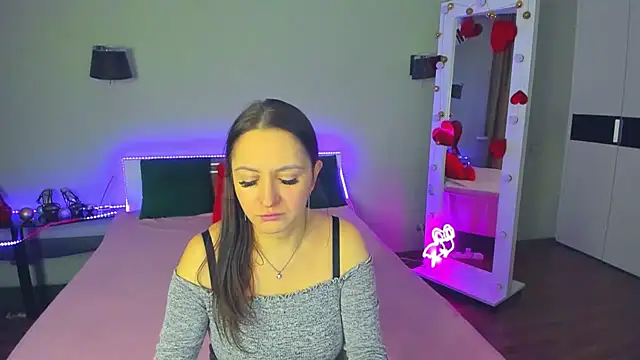 AngellLika online show from February 2026 06:48:02 PM