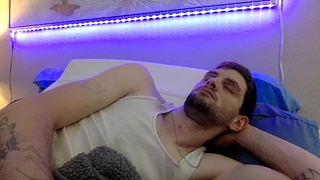 ChillzPnp online show from November 2025 01:42:01 AM