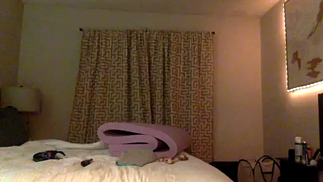 ChillzPnp online show from April 2026 02:24:02 AM