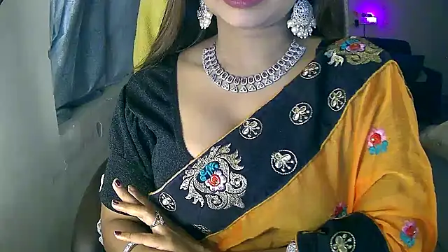Cute-Tara online show from October 2025 02:36:01 PM